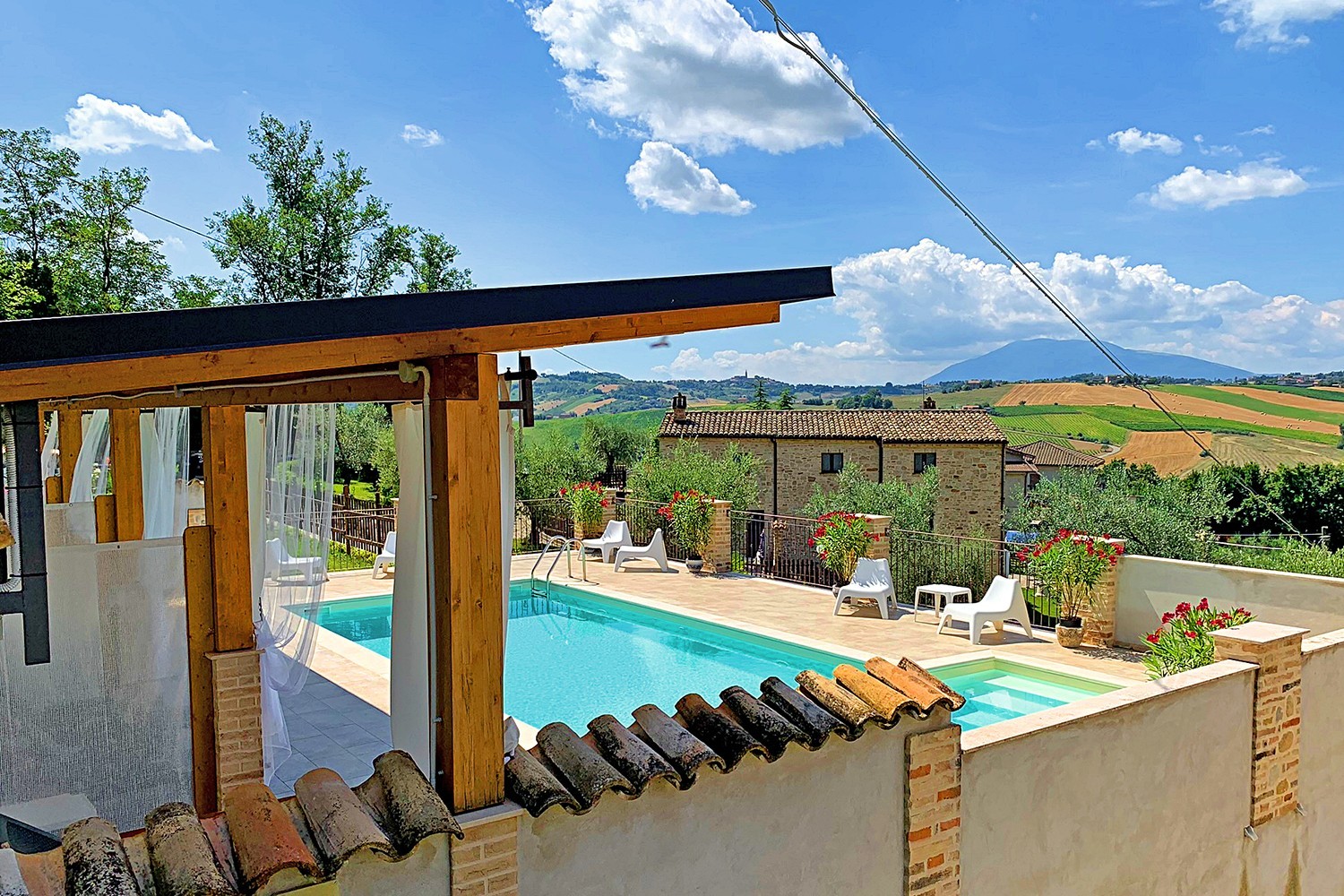 Agriturismo in Le Marche met Zwembad – Rust & Comfort