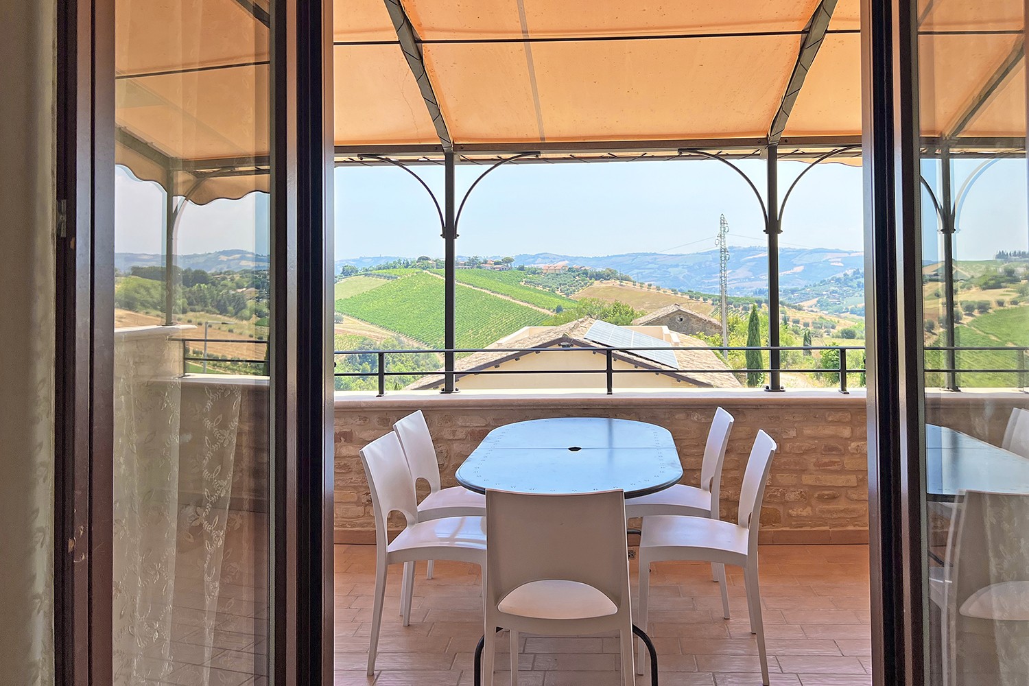 Welcoming and family-run agriturismo within walking distance of the town