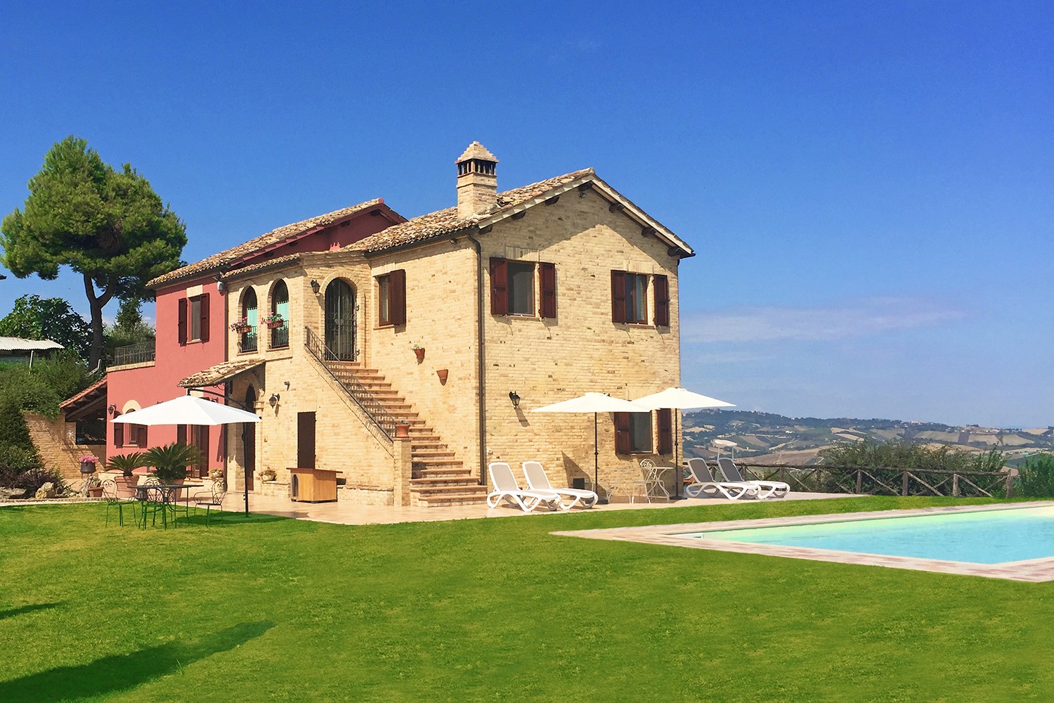 Atmospheric holiday home with pool near a town